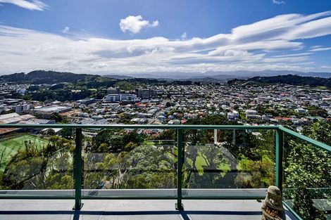 Photo of property in 2 Pearce Street, Vogeltown, Wellington, 6021