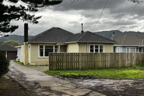 Photo of property in 120 Wainuiomata Road, Wainuiomata, Lower Hutt, 5014