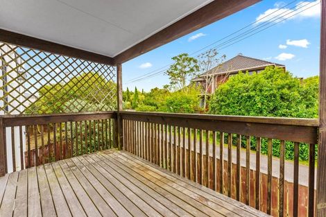Photo of property in 3/14 Wernham Place, Northcote, Auckland, 0626