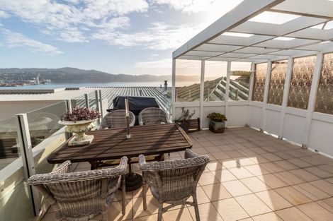 Photo of property in 9/9 Wilkinson Street, Oriental Bay, Wellington, 6011