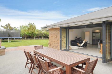 Photo of property in 43 Westpark Drive, Burnside, Christchurch, 8053