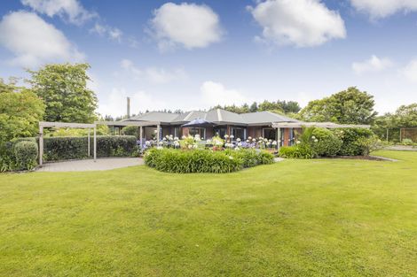 Photo of property in 234 Polson Hill Drive, Aokautere, Palmerston North, 4471