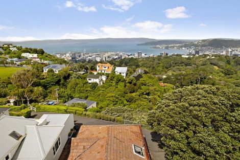 Photo of property in 26 Harbour View Road, Northland, Wellington, 6012