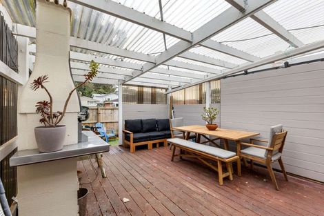 Photo of property in 208 Ngamotu Road, Spotswood, New Plymouth, 4310