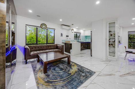 Photo of property in 276a Sturges Road, Henderson, Auckland, 0612