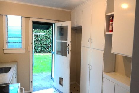 Photo of property in 53 Great South Road, Papakura, 2110