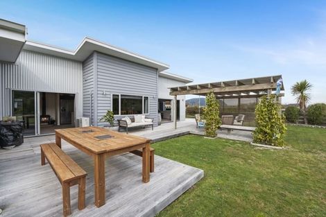 Photo of property in 23 Pukeko Way, Kinloch, Taupo, 3377