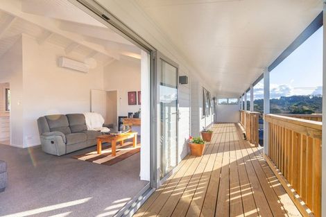 Photo of property in 1 Tamatea Drive, Snells Beach, 0920