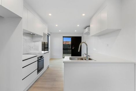Photo of property in 27e Von Sturmer Street, Mangere East, Auckland, 2024