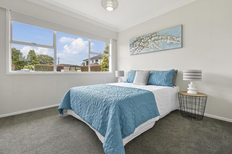 Photo of property in 100 Fitzroy Street, Papatoetoe, Auckland, 2104