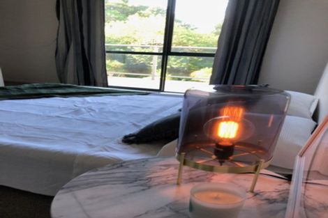 Photo of property in 2/1b Birkenhead Avenue, Birkenhead, Auckland, 0626