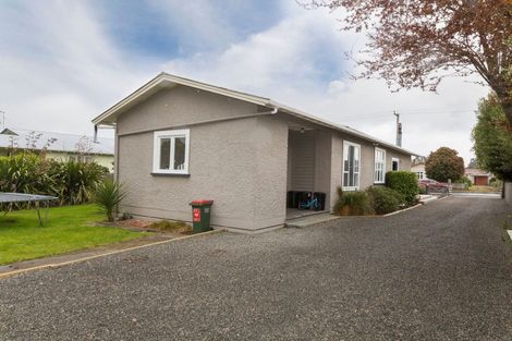 Photo of property in 58 Burns Street, Dannevirke, 4930