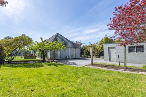 Photo of property in 185 Maidstone Road, Avonhead, Christchurch, 8042