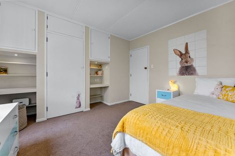 Photo of property in 21a Forrest Hill Road, Milford, Auckland, 0620