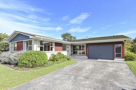 Photo of property in 1 Bale Place, Havelock North, 4130