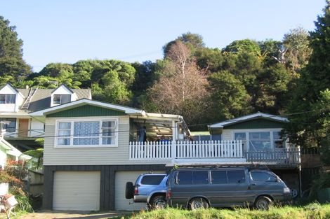 Photo of property in 182 George Street, Stokes Valley, Lower Hutt, 5019