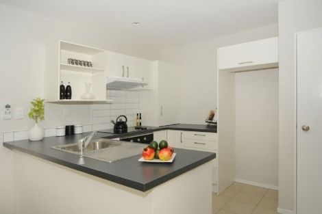 Photo of property in 4/25 Hollies Crescent, Johnsonville, Wellington, 6037