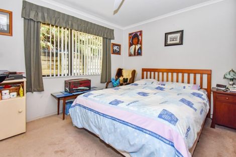 Photo of property in 7 Beverage Place, Rosehill, Papakura, 2113