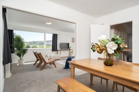 Photo of property in 82 Larsen Crescent, Tawa, Wellington, 5028