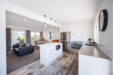 Photo of property in 30 Lincoln Terrace, Hokowhitu, Palmerston North, 4410