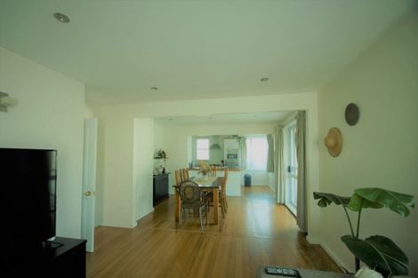 Photo of property in 16 Highbury Place, Avonside, Christchurch, 8061