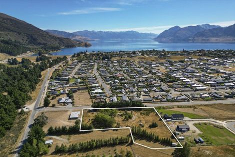 Photo of property in 8 Cemetery Road, Lake Hawea, Wanaka, 9382