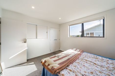 Photo of property in 7/97 Whites Line East, Waiwhetu, Lower Hutt, 5010