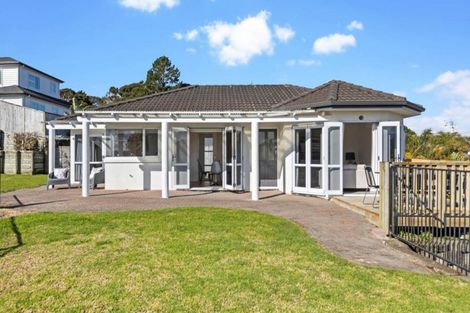 Photo of property in 10a Mackay Drive, Greenhithe, Auckland, 0632