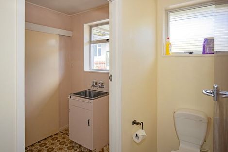 Photo of property in 48 Stuart Street, Holmes Hill, Oamaru, 9401