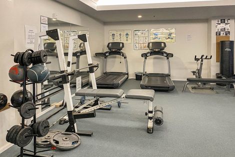 Photo of property in Highgate Towers, 5e/8 Howe Street, Freemans Bay, Auckland, 1011