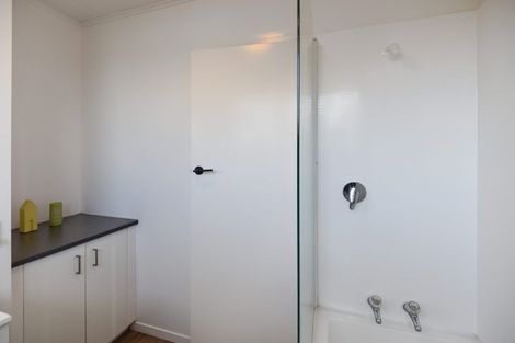 Photo of property in 22 Bay Grove, Pukehangi, Rotorua, 3015