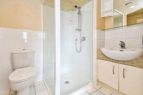 Photo of property in The Rennaissance, 5j/18 Ronwood Avenue, Manukau, Auckland, 2104