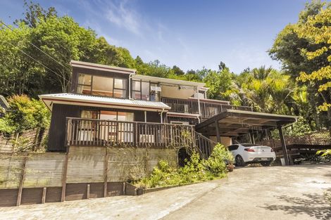 Photo of property in 54 Wood Bay Road, Titirangi, Auckland, 0604