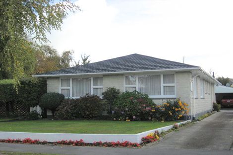 Photo of property in 10 Glenavon Place, Ilam, Christchurch, 8041