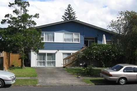 Photo of property in 75 Cardiff Road, Pakuranga, Auckland, 2010