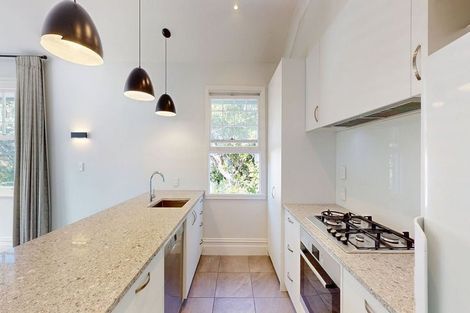 Photo of property in 44 Aurora Terrace, Kelburn, Wellington, 6012