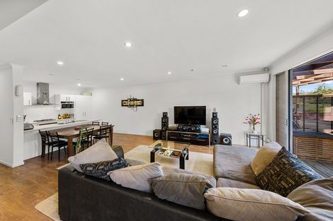 Photo of property in 25 Kauri Drive, Takanini, 2112