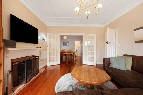 Photo of property in 13 Valley Street, Island Bay, Wellington, 6023