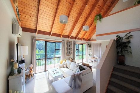 Photo of property in 18 Puketiro Place, Paihia, 0200