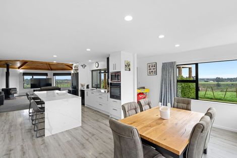 Photo of property in 88 Heights Road, Shannon, Palmerston North, 4474