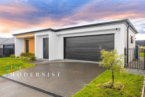 Photo of property in 33 Ngaru Crescent, Wharewaka, Taupo, 3330