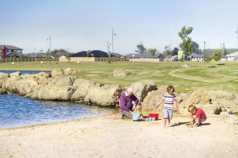 Photo of property in 3 Seaward Street, Pegasus, 7612