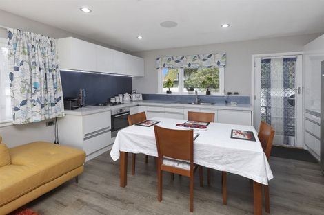 Photo of property in 8 Wildwood Avenue, Wainoni, Christchurch, 8061