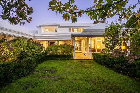 Photo of property in 49b Roland Road, Greenhithe, Auckland, 0632