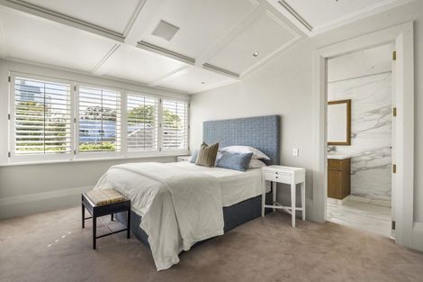 Photo of property in 21 Stanley Point Road, Stanley Point, Auckland, 0624