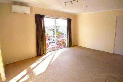 Photo of property in 2/26a Sunnynook Road, Sunnynook, Auckland, 0620