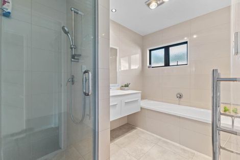 Photo of property in 29 Tarapiroe Avenue, Takanini, 2112