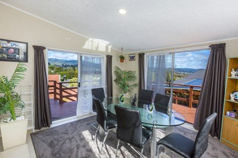 Photo of property in 19 Sunnyview Drive, Brown Owl, Upper Hutt, 5018