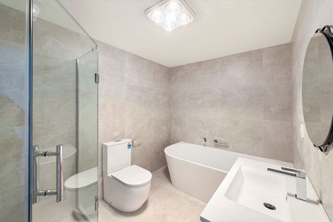 Photo of property in 6/7 Peverill Crescent, Papatoetoe, Auckland, 2025