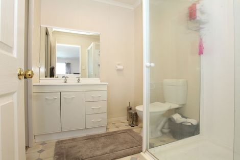 Photo of property in 2/1161 Victoria Street, Whitiora, Hamilton, 3200